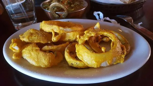 Taj Mahal Restaurant & Bar